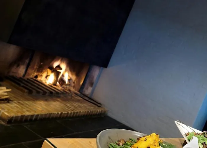 Brogaarden Kursuscenter Bed & Breakfast